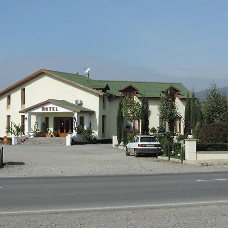 Hotel Emocia Natakhtari Exteriör bild