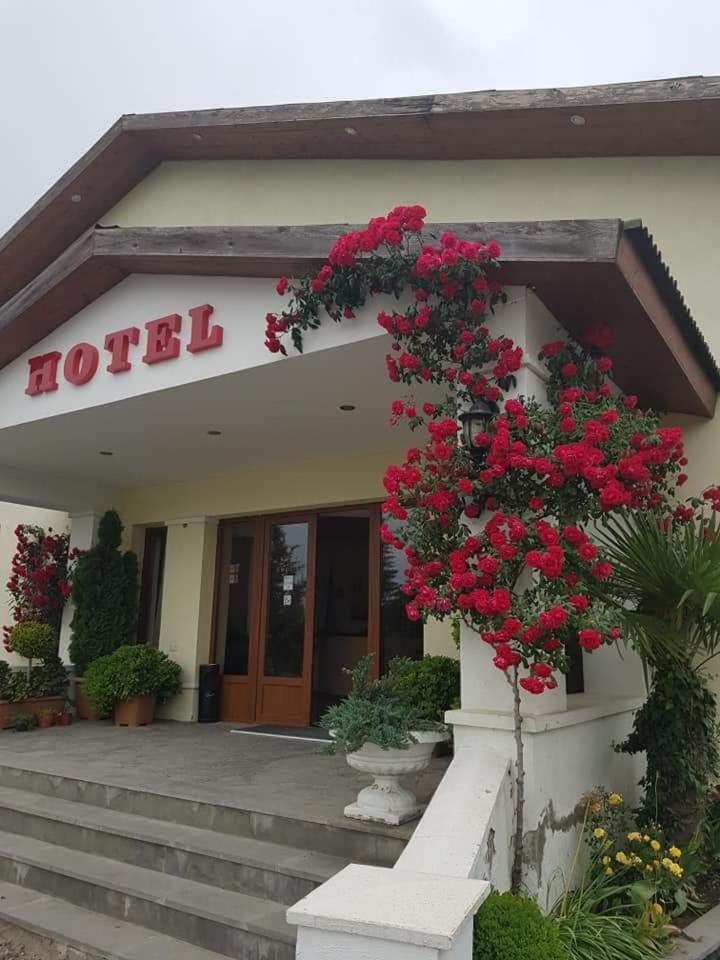 Hotel Emocia Natakhtari Exteriör bild